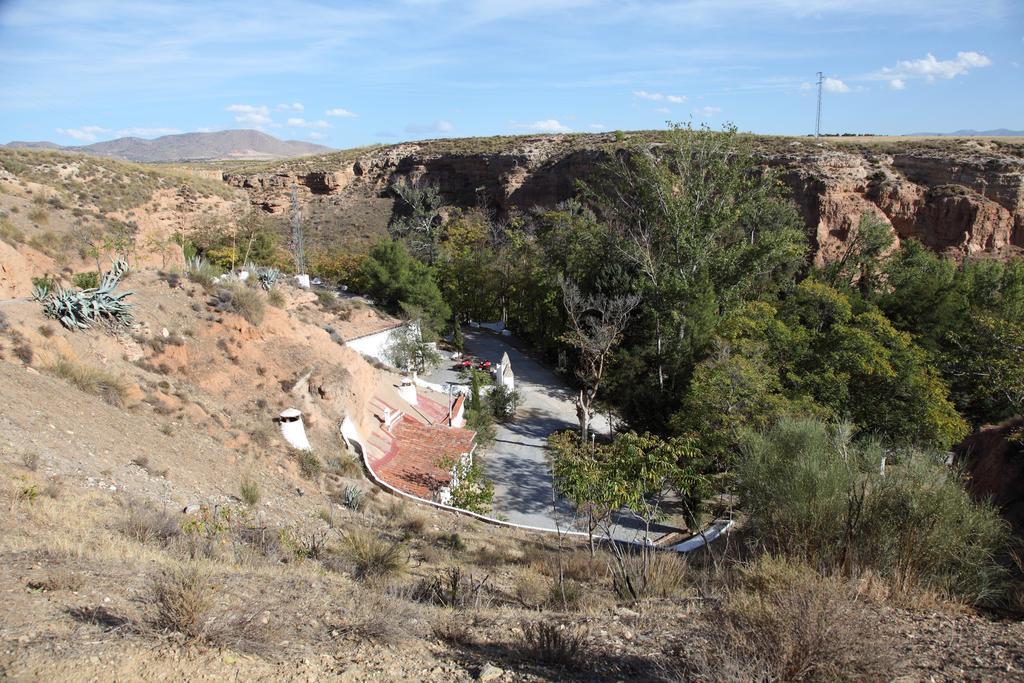 Casas Cueva Y Cortijo La Tala En 2*