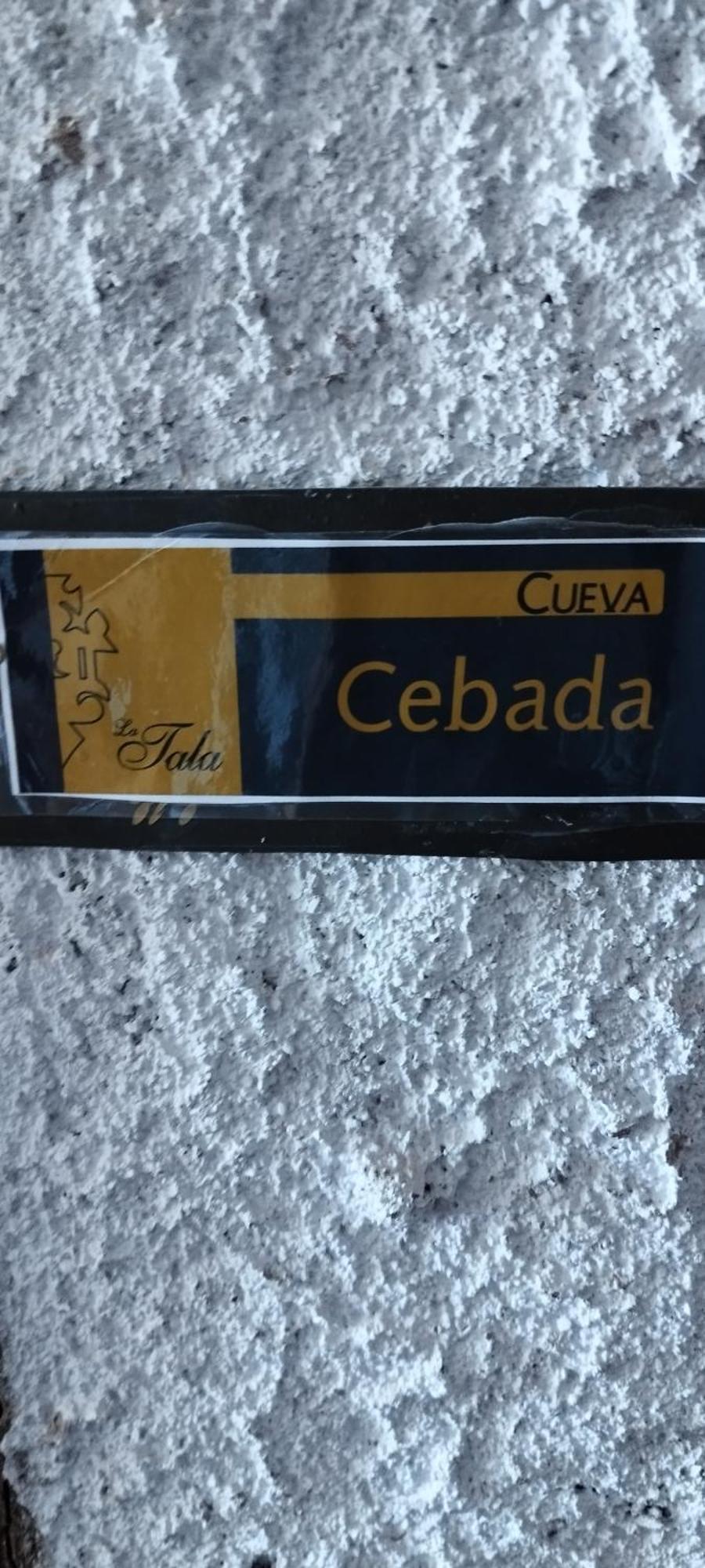 Casas Cueva Y Cortijo La Tala En