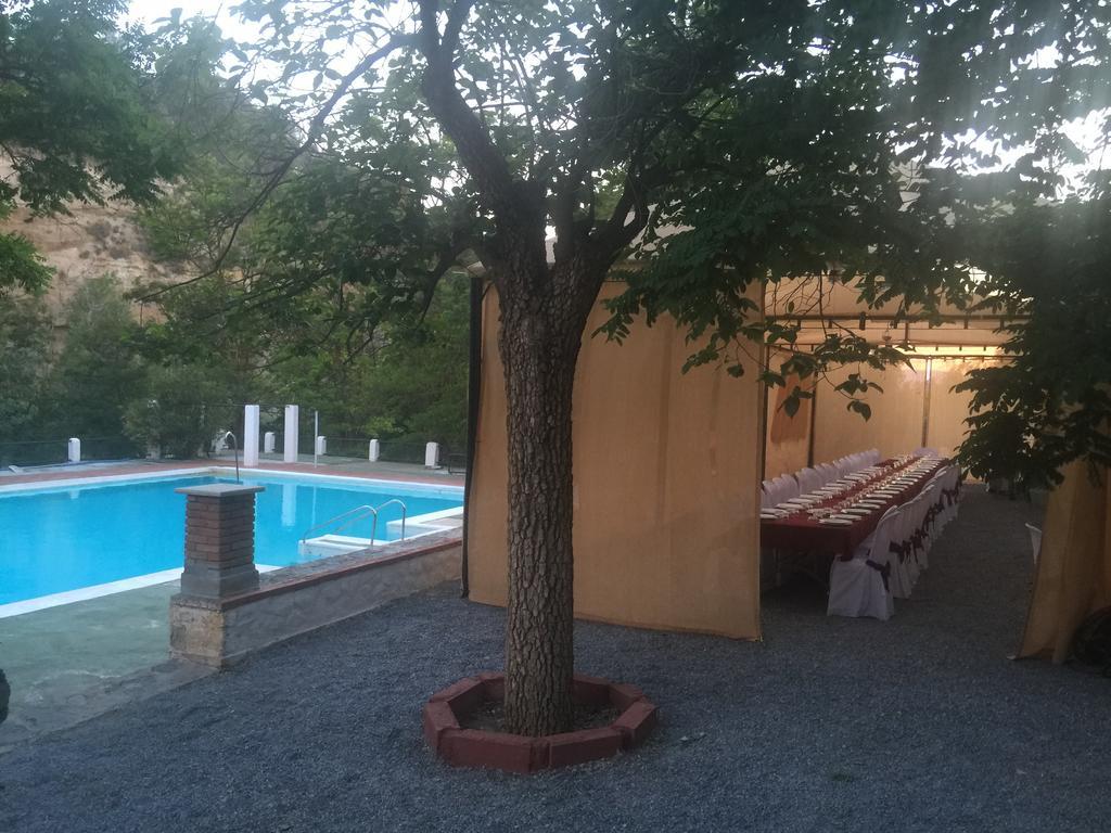 Hotel Casas Cueva Y Cortijo La Tala En